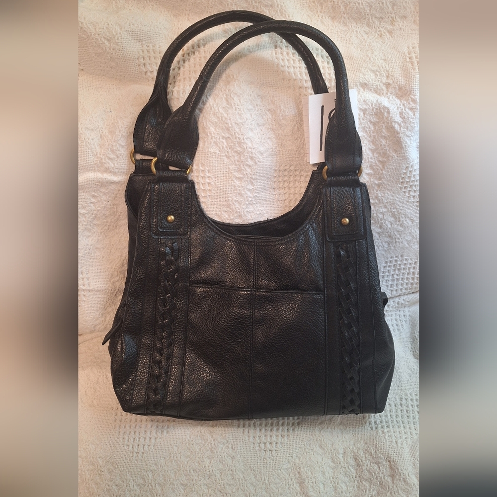 Bueno Black Shoulder Bag with Slouchy Design